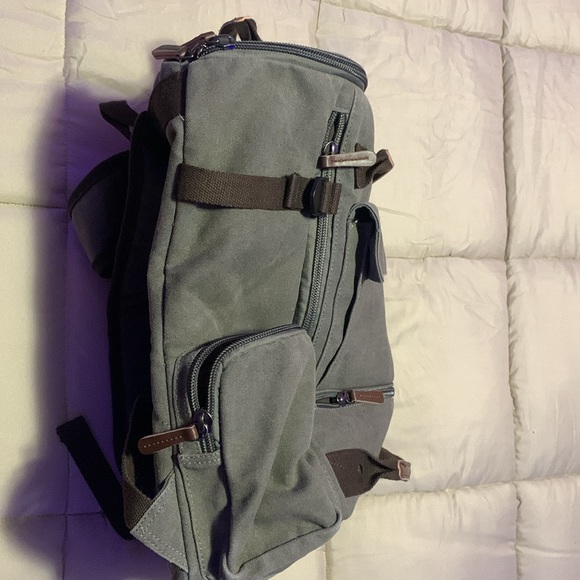 Backpack - Picture 2 of 3